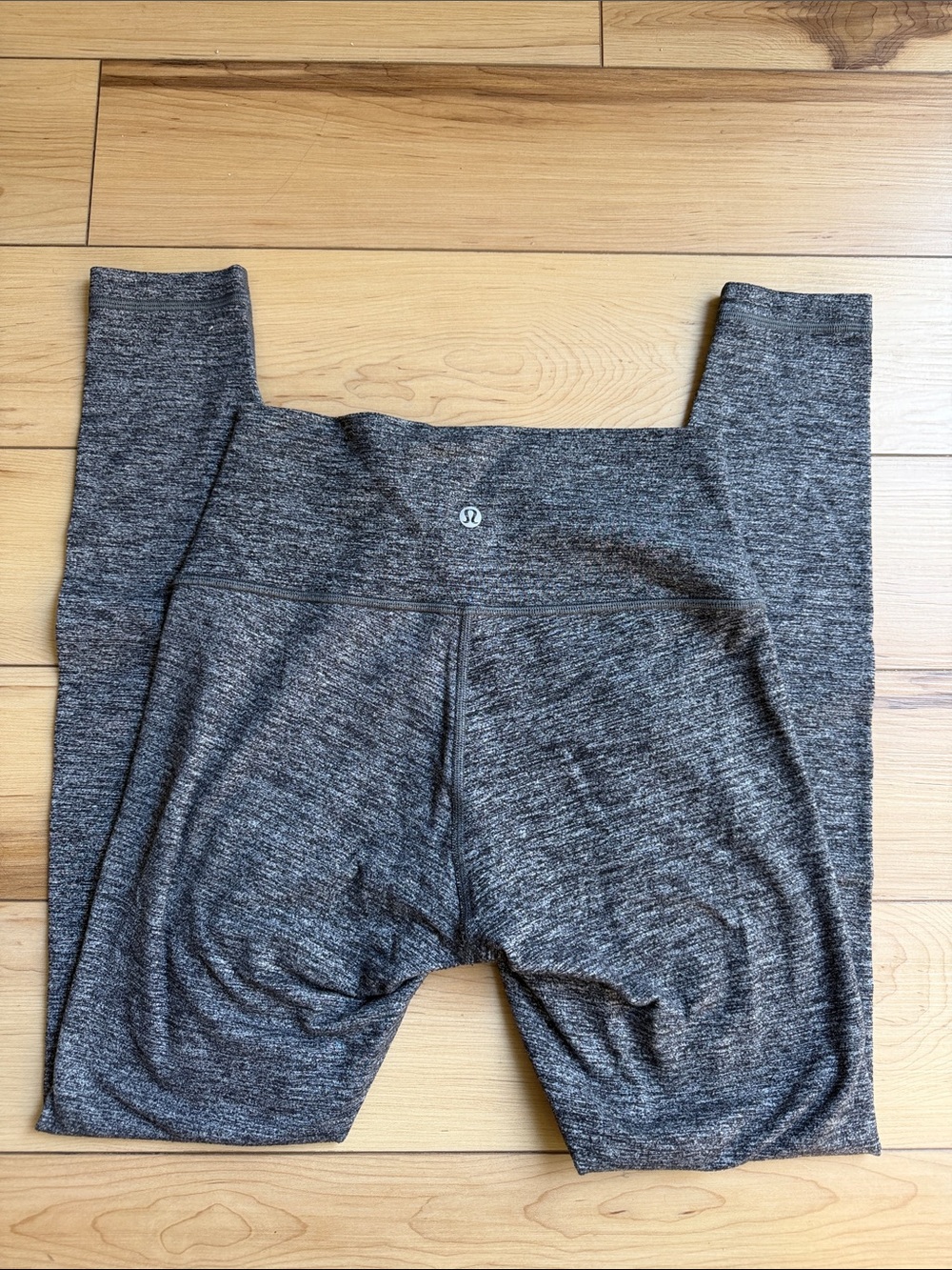Lululemon Grey High Waisted Leggings Size 6 - Picture 7 of 7